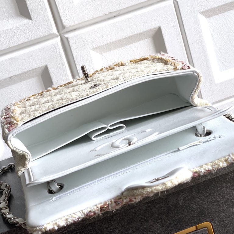 Ch**el Classic Small Handbag(HIGH-END GRADE)