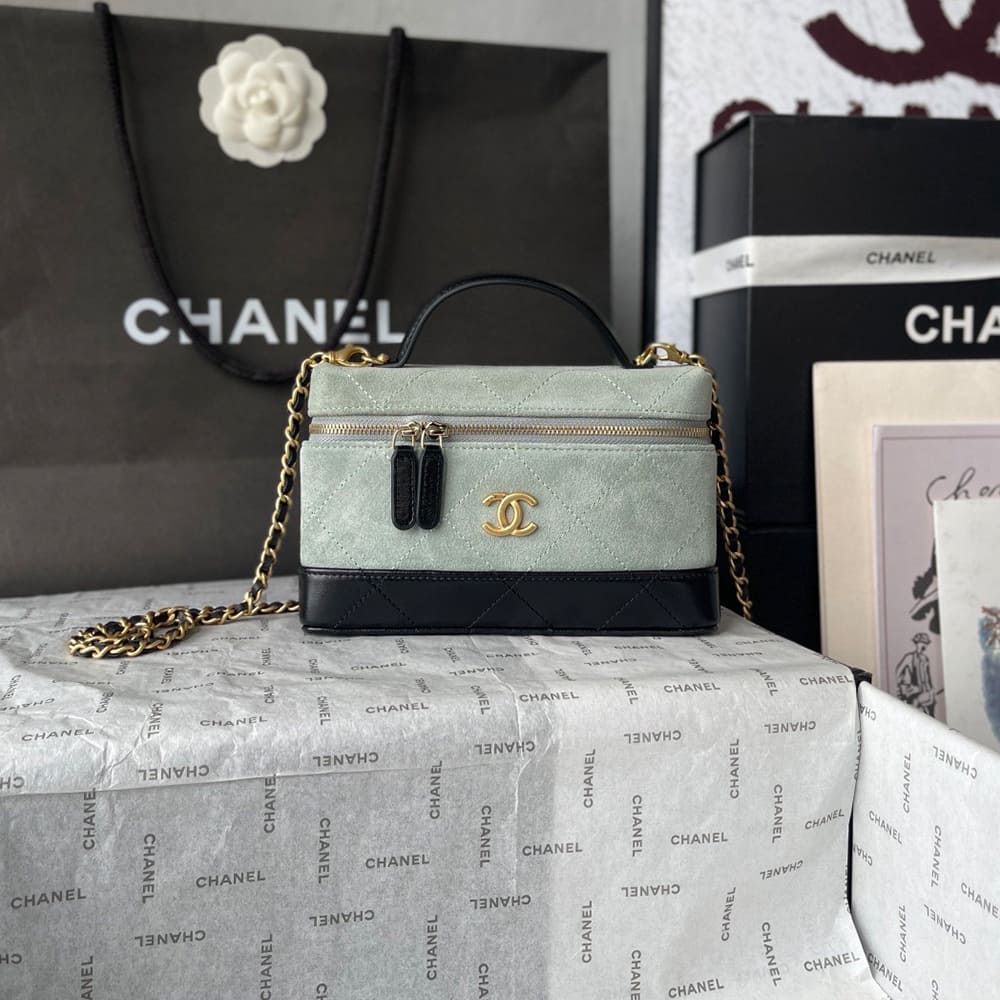 Ch**el Vanity with Chain(HIGH-END GRADE)