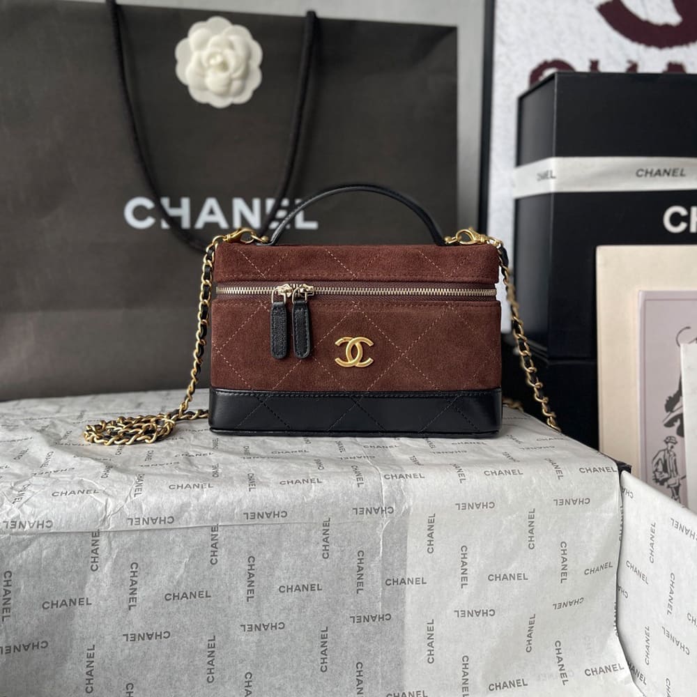 Ch**el Vanity with Chain(HIGH-END GRADE)