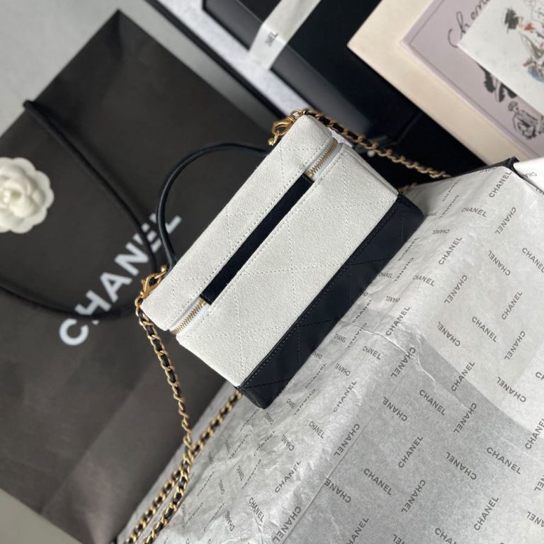 Ch**el Vanity with Chain(HIGH-END GRADE)