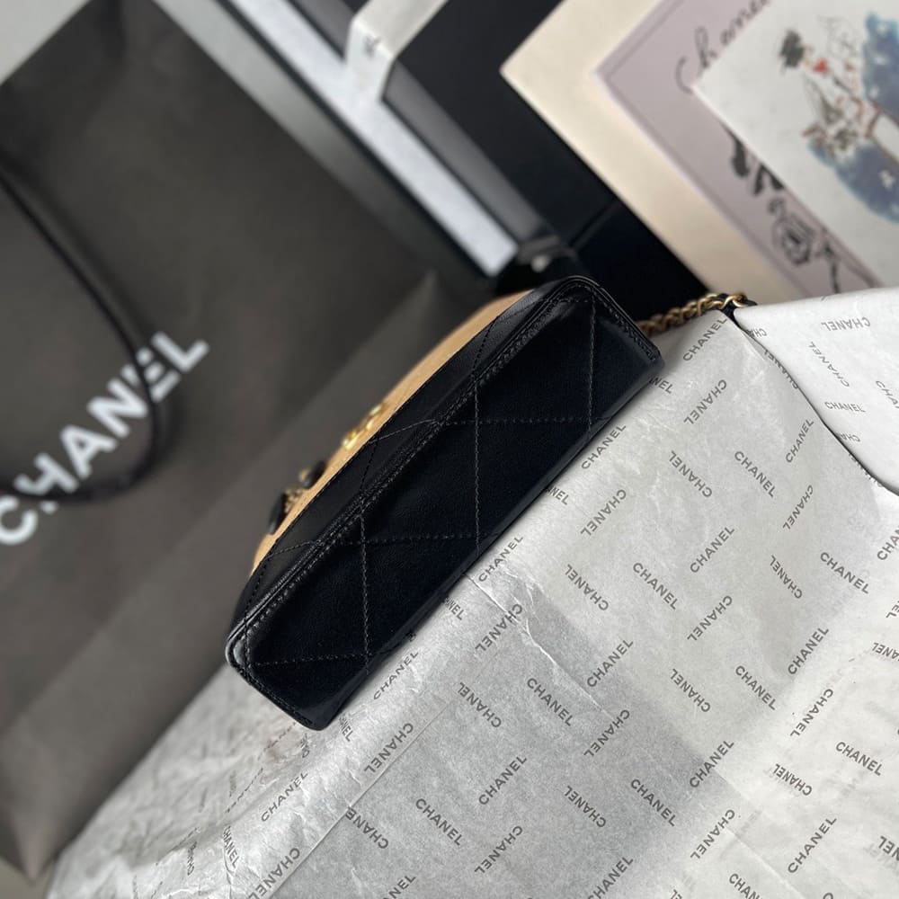 Ch**el Vanity with Chain(HIGH-END GRADE)