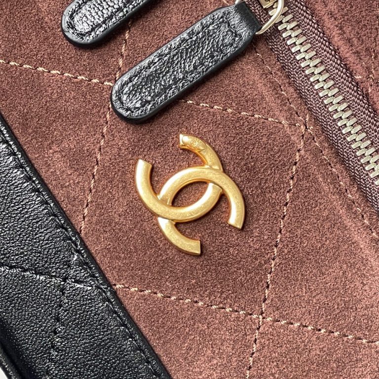 Ch**el Vanity with Chain(HIGH-END GRADE)