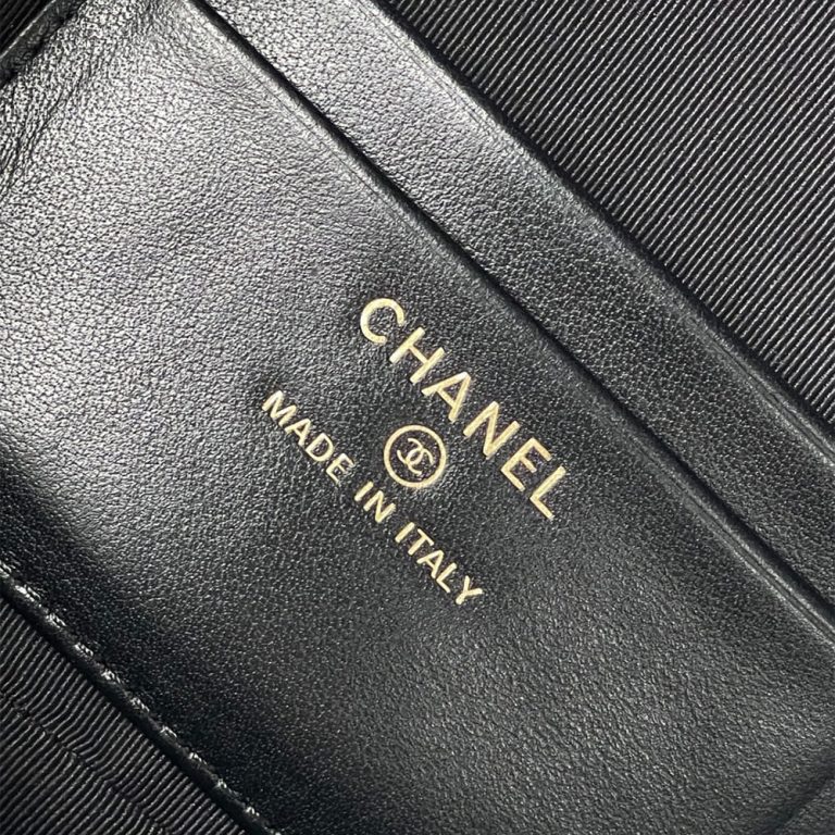 Ch**el Vanity with Chain(HIGH-END GRADE)