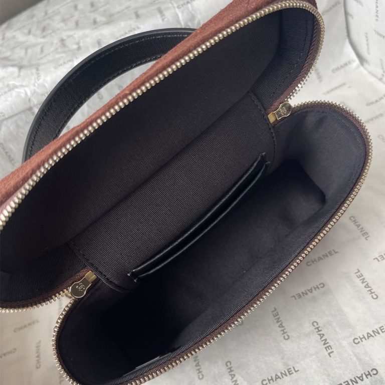 Ch**el Vanity with Chain(HIGH-END GRADE)