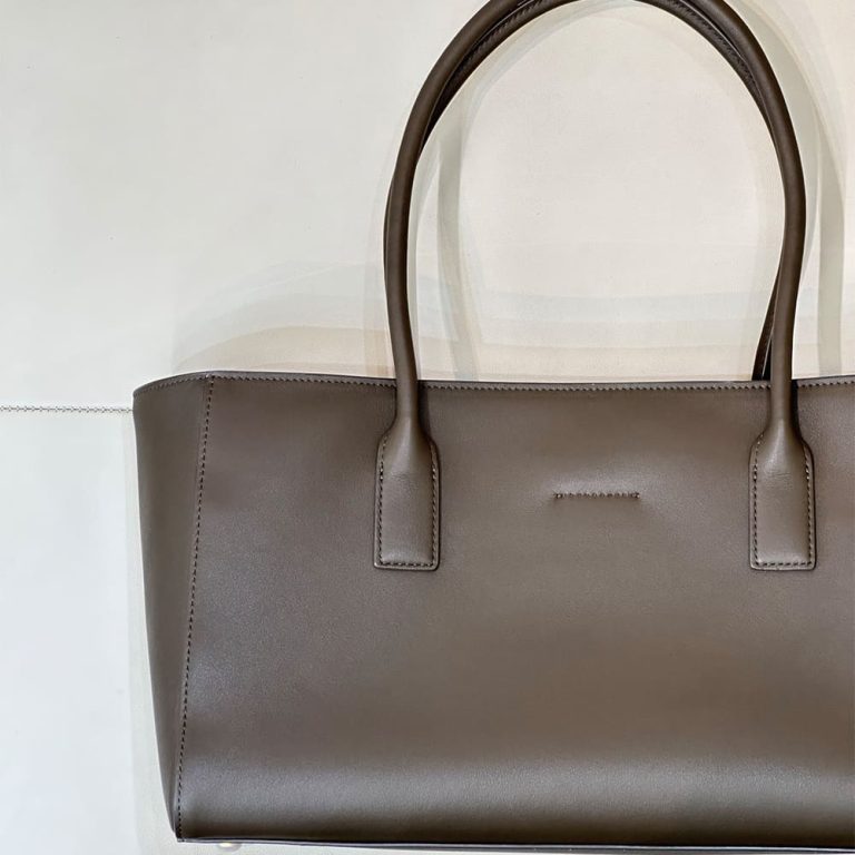 CAHNEL Small Shopping Bag(HIGH-END GRADE)