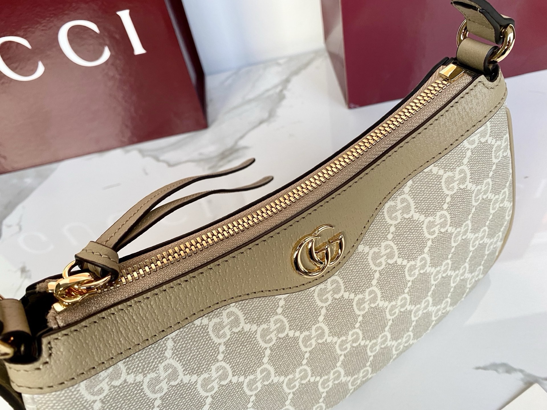Gvc*1 Ophidia leather handbag (HIGH-END GRADE)