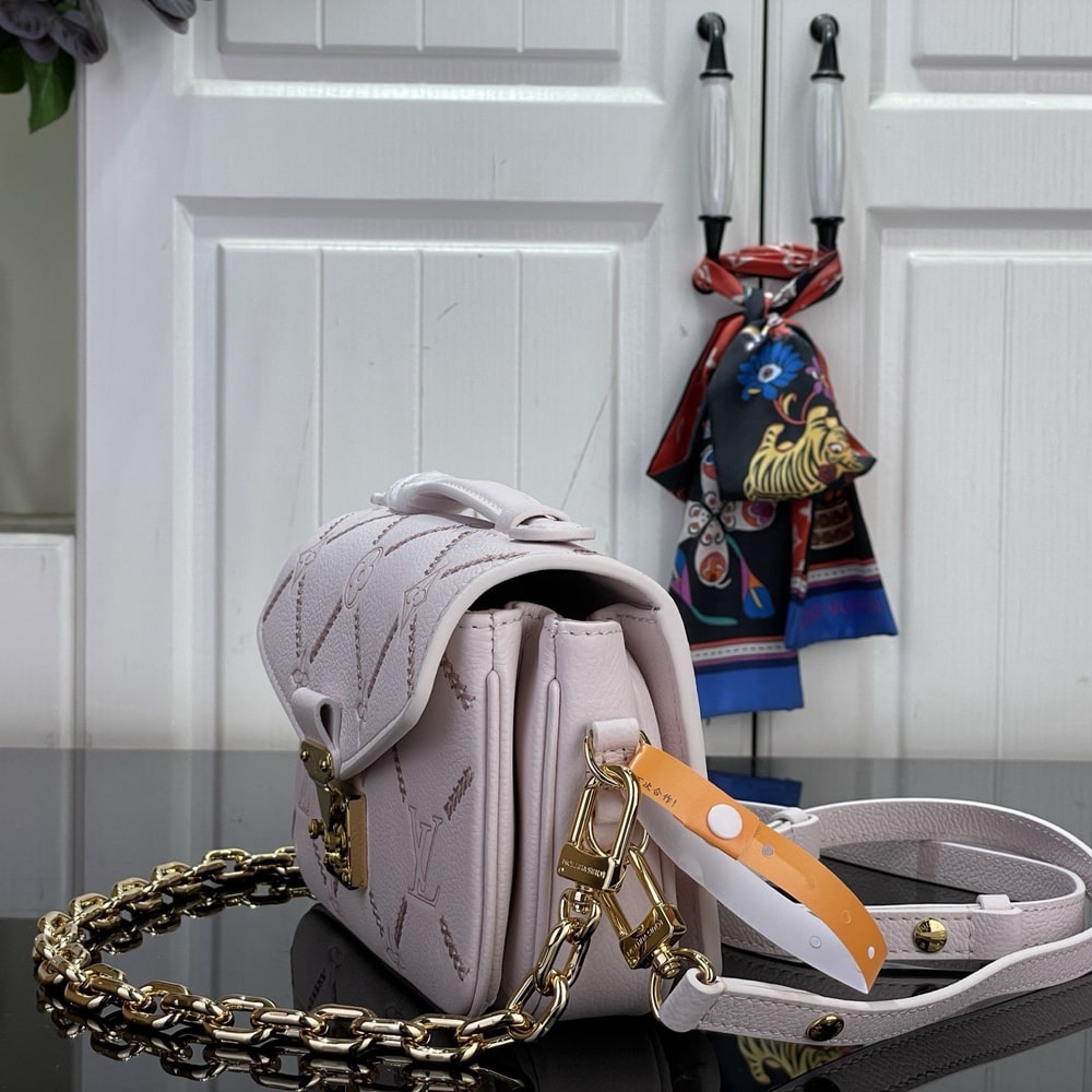 LV Pochette Metis East West(HIGH-END GRADE)