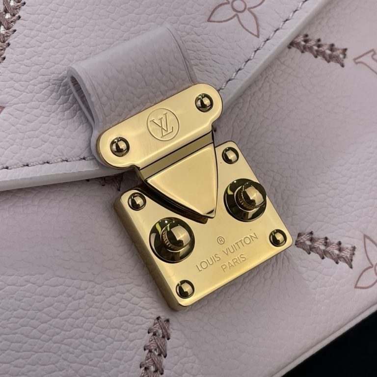 LV Pochette Metis East West(HIGH-END GRADE)