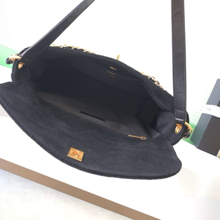 Ch**el Classic Hobo Bag(HIGH-END GRADE)
